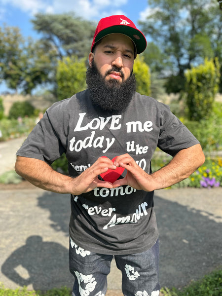 Love Me Today Tee "Vintage Black"