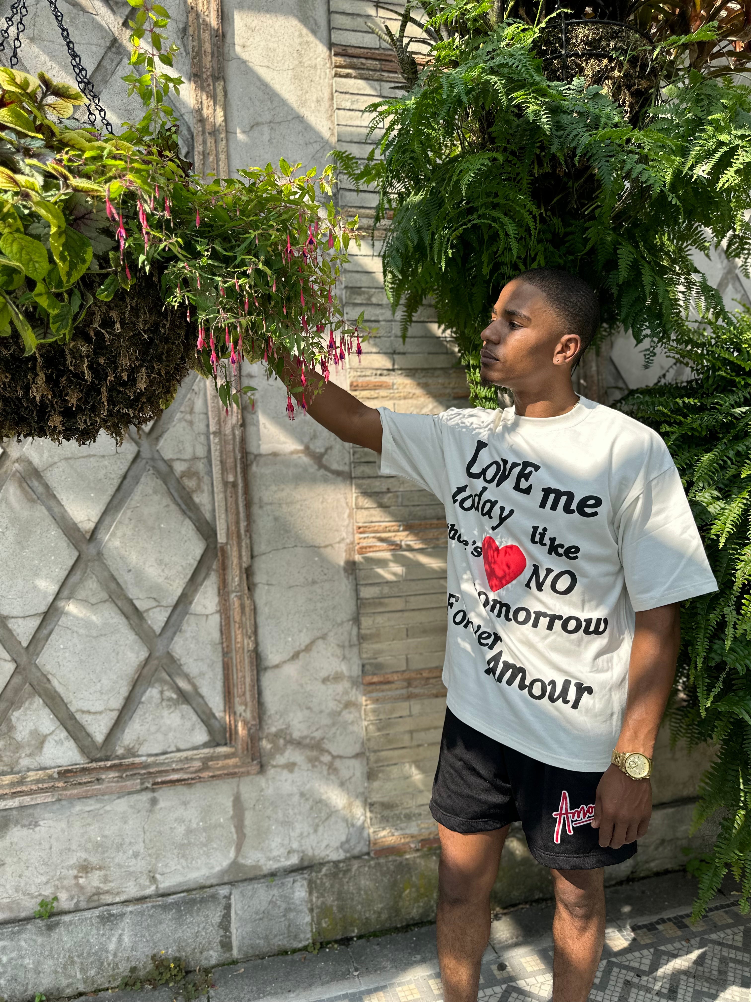 Love Me Today Tee "Off White"